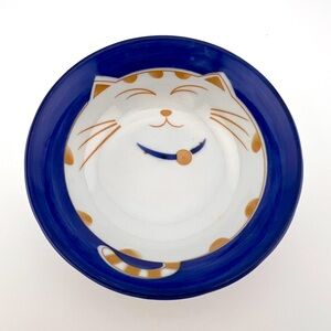 Charming Cat-Themed Porcelain Dish